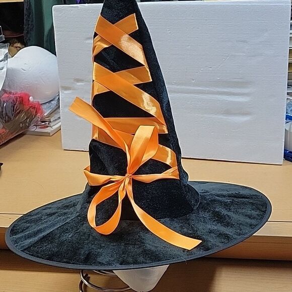 Childs wicked witch of the West/wizard of oz, costume sz 7-9 with cape and hat - Picture 7 of 7